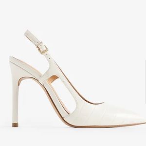 Closed toe Sling-back pumps.